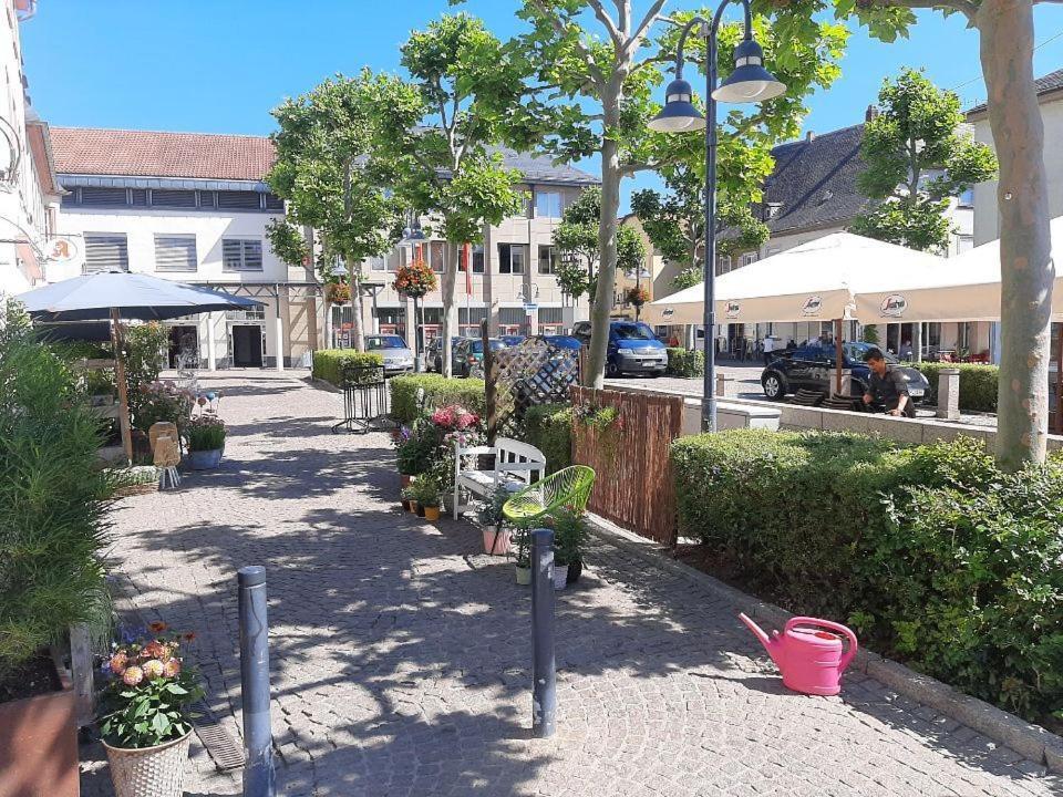 Gaestehaus "Am Marktplatz" Бад-Зобернхайм Экстерьер фото