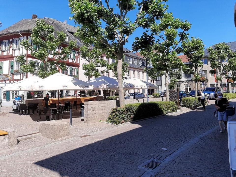 Gaestehaus "Am Marktplatz" Бад-Зобернхайм Экстерьер фото
